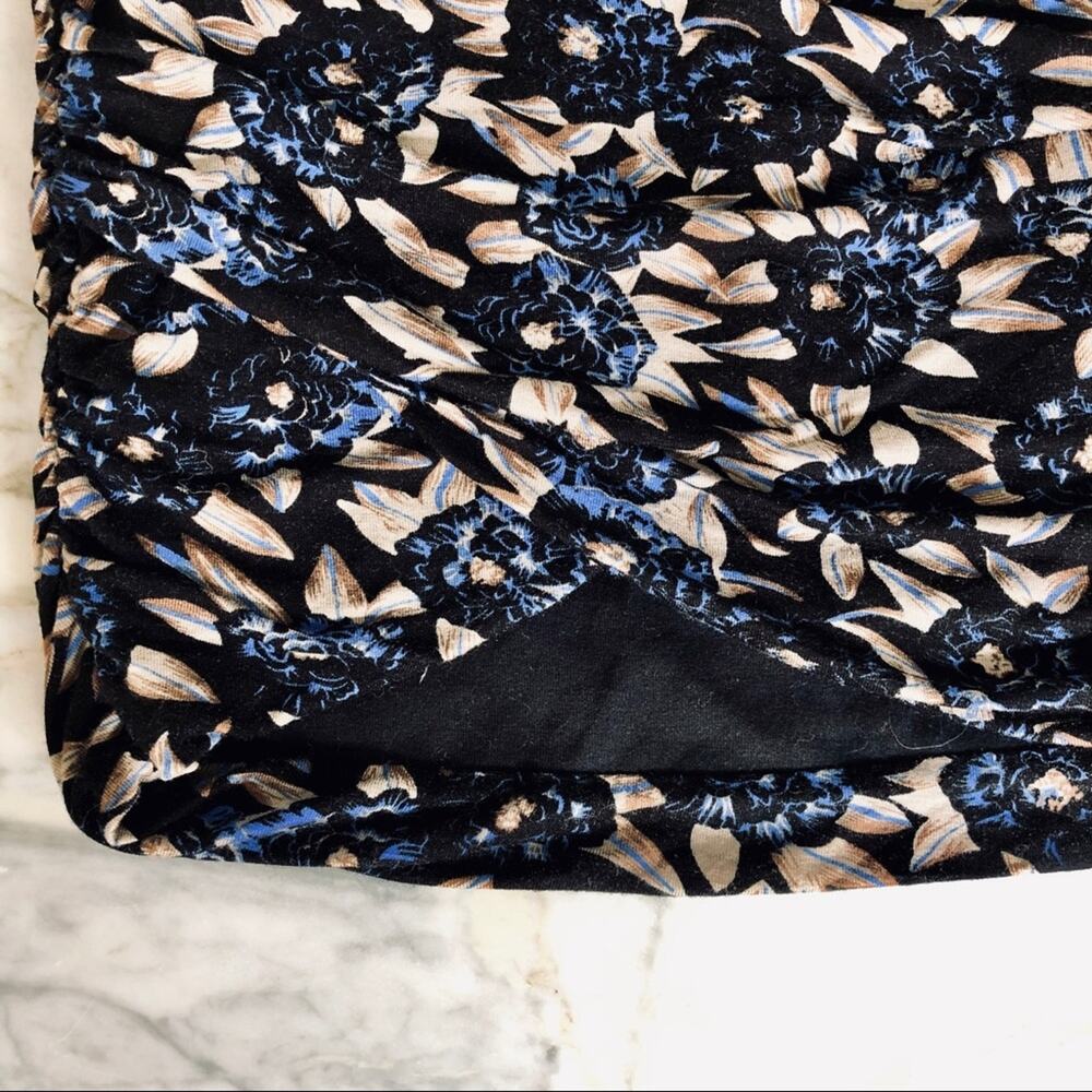NWOT Womens Free People Ruched Tulip Hem Printed Floral Mini Tube Skirt XS - Picture 3 of 5